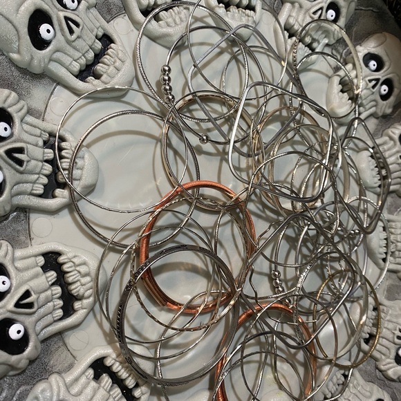 Bracelets - Picture 4 of 4